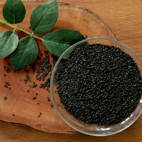 건강한 맛을 더하는 검정깨!