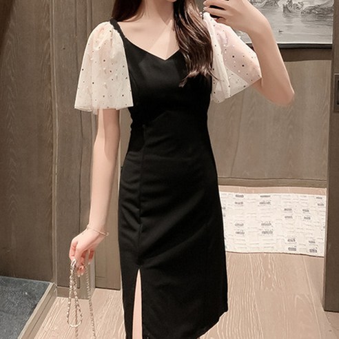 퍼프 슬리브로 세련된 여성룩 완성