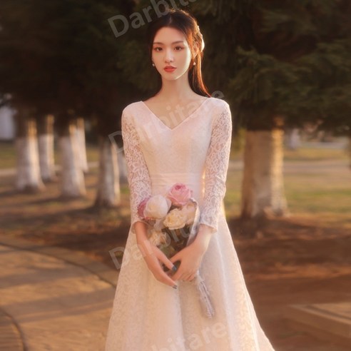 Darbitare 이브닝 셀프웨딩 2부드레스 연주복: 격조 높은 기품과 편안함의 조화