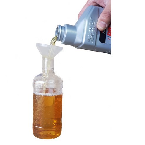 경유첨가제 디젤클린은 성능과 연비 개선에 도움을 주는 디젤연료첨가제입니다.