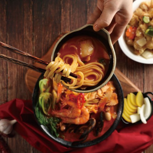 얼큰한 매콤맛, 풍부한 맛, 간편한 조리