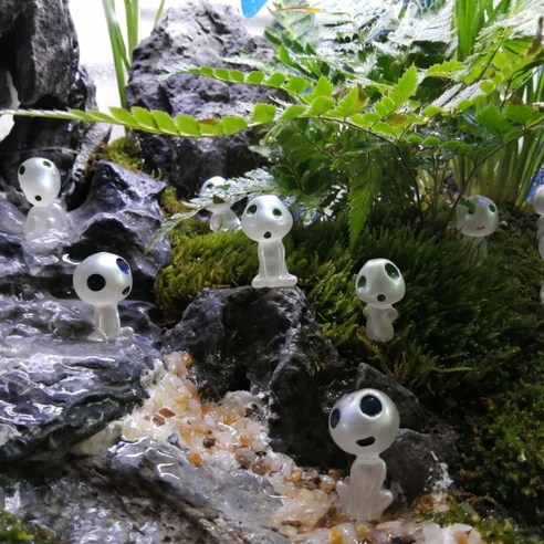 빛나는 숲의 정령 코다마가 당신의 공간을 마법으로 채워주세요.