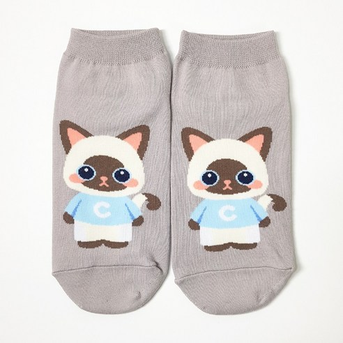 구름 위를 걷는 듯한 포근함, 냥짱 미니 발목양말로 행복한 하루를 시작하세요.