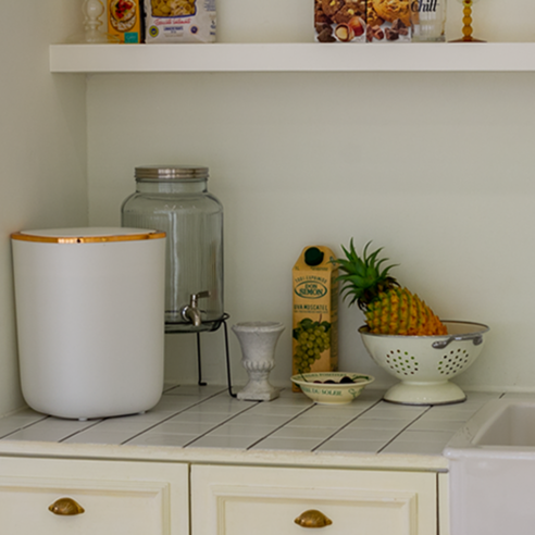 깨끗하고 편리한 가정을 위한 최고의 자동 쓰레기통