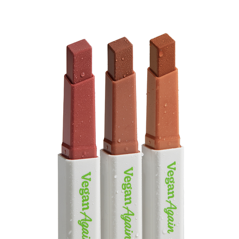 비건 친화적이고 영양가 높은 터치인솔 쥬시 플럼핑 립스틱으로 완벽한 입술 연출