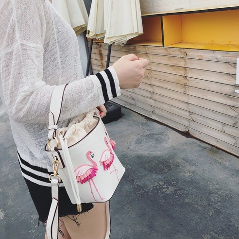 여자 가방 플라밍고 숄더 핸드백 물통 가방 자수 크로스 가방