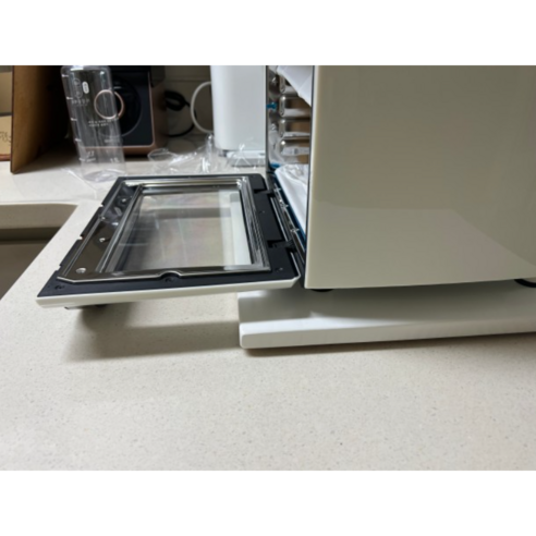 에어프라이어의 열기와 편의성을 위한 맞춤형 원목 받침대