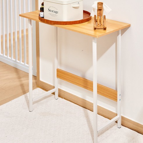 공간을 절약하는 세련된 협탁