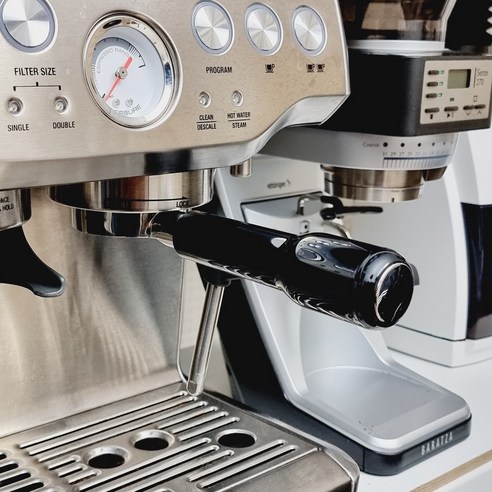 빈플랜트 바텀리스 포터필터: 브레빌 사용자를 위한 홈 바리스타 능력 향상