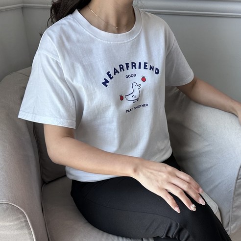 부드럽고 편안하며 스타일리시한 댄유온의 여성용 프린팅 티셔츠