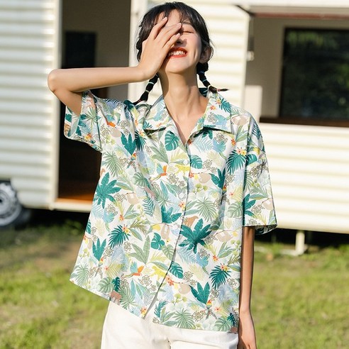 SU 홍콩 스타일 레트로 프린트 반팔 셔츠 여성 디자인 감각 틈새 휴가 스타일 탑 느슨한 겉옷 모든 경기 여름 얇은