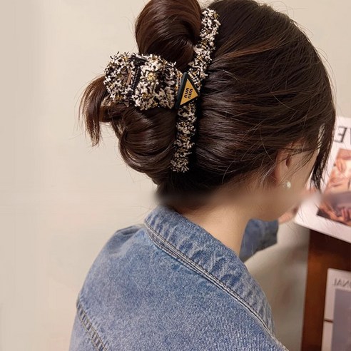 당신의 하루를 특별하게 만들어 줄 마법 같은 헤어 집게핀 세트