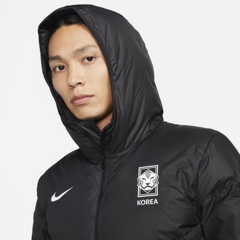 블랙계열의 나이키코리아 대한민국 축구 롱패딩 스톰 핏 다운 패딩 파카
