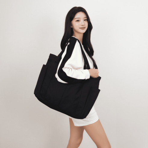 일상의 모든 순간을 담는 스타일리쉬한 캔버스 에코백