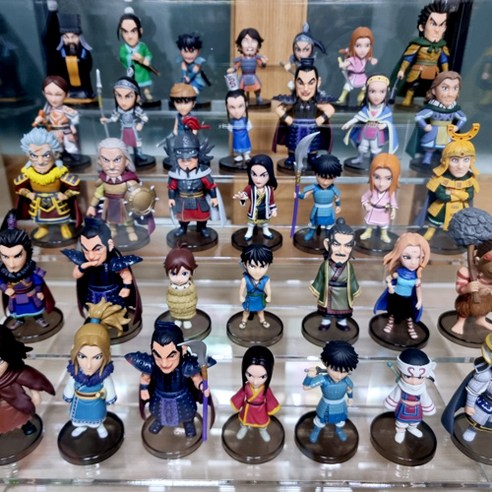 깔끔하고 세련된 전시를 위한 다목적 아크릴 계단식 진열대