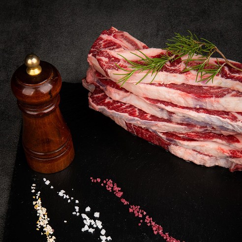 질 좋은 고기를 원하는 고객들을 위한 명육당의 솔트에이징 LA갈비 프리미엄 선물세트 2KG 3KG