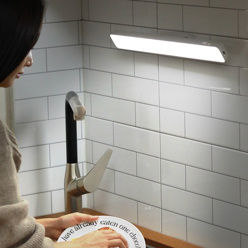 몰입의 깊이를 더하는, 모드에버 초집중 무선 각도조절 LED 무드등