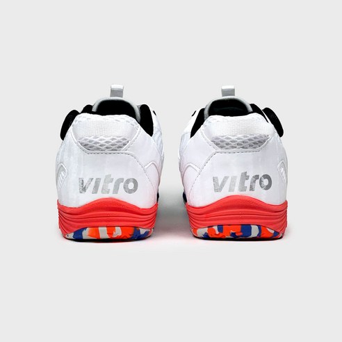 푸른 뱀처럼 코트를 누비며 승리를 쟁취하세요.