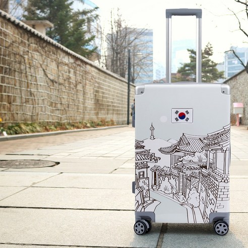 대한민국 대표 디자인의 내구성 있고 기능적인 확장형 여행용 캐리어로 편안하고 안전한 여행을 즐기세요.