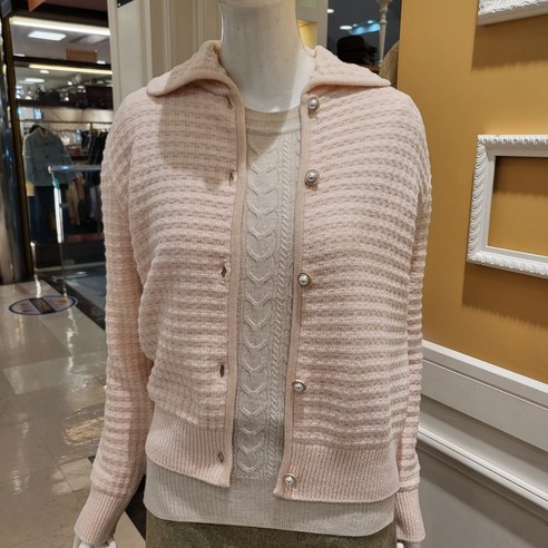 BCBG 비씨비지 봄23 자자 양두 변형 가디건 B3A1K101