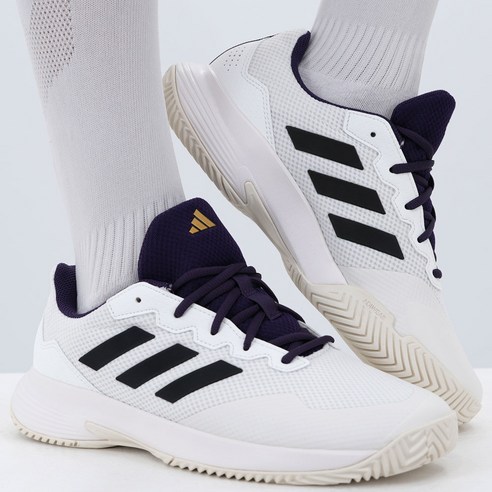 발목 걱정 없이 테니스 즐기기 아디다스 테니스화 사용 후기