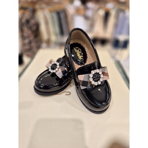 고급스러움과 편안함을 겸비한 닥스키즈 여아 로퍼