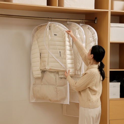 마법같은 옷걸이형 압축팩으로 옷장 공간 2배 확보!