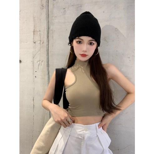 탱크톱 조끼 여자 가을 순욕풍 스파이스 짧고 타이트한 상의에 겉으로 감싸고 어깨끈을 드러낸 가슴 패드 여성복은 얇게