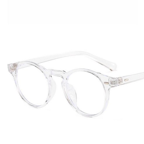 시대를 초월하는 매력, 황동주안경 투명 뿔테로 완성하는 당신의 개성 황동주안경