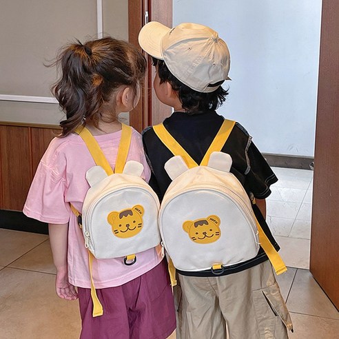 사랑스러운 디자인과 뛰어난 실용성을 갖춘 뽀뽀뽀 아동복 동물원 백팩으로 아이에게 특별한 추억을 선물하세요!