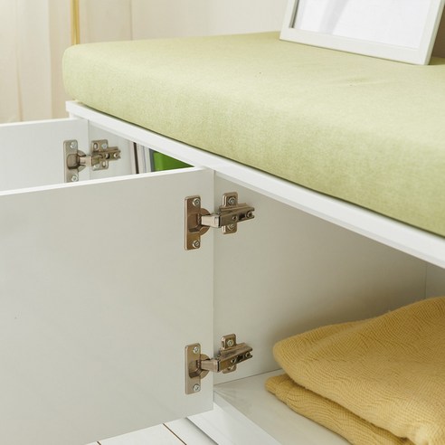 아름다움과 실용성을 갖춘 인테리어 소파