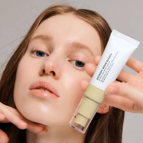 눈썹, 빛을 입다: 엔트로피 브로우 블리치 크림으로 완성하는 섬세한 변화