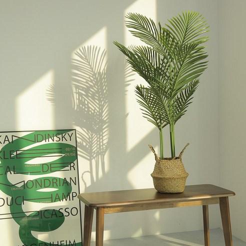 북유럽의 순수한 자연미를 완벽하게 구현한 디아펠리즈 플라워 북유럽 아레카야자 조화 나무