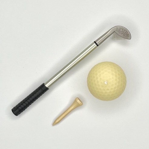 다채로운 구성품으로 이벤트에 활용하기 좋은 A.U.M 골프공초 세트