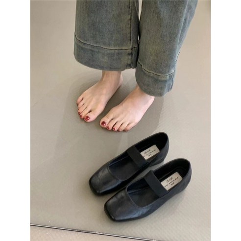 편안함과 스타일을 모두 갖춘, 당신의 데일리 로퍼