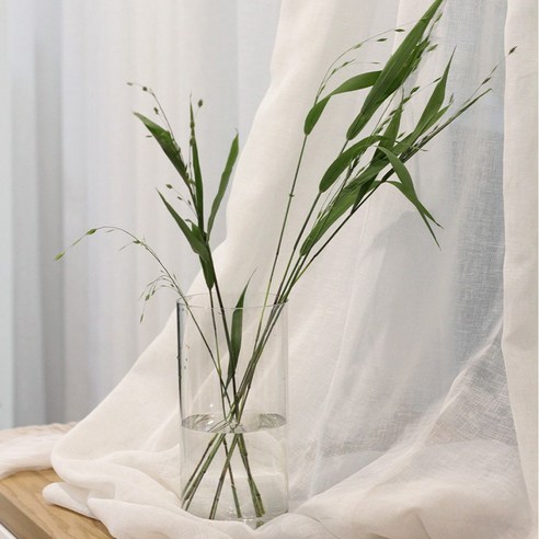 깨지지 않는 플라스틱 긴 원통 화병, 다양한 활용도와 선택의 폭