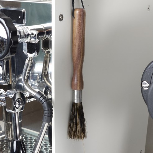 빈플랜트 우드청소솔로 손쉽게 커피머신을 관리하세요!