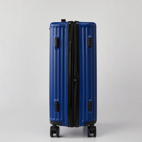 푸른 꿈을 담아 떠나는 여행, 루키 캐리어와 함께.