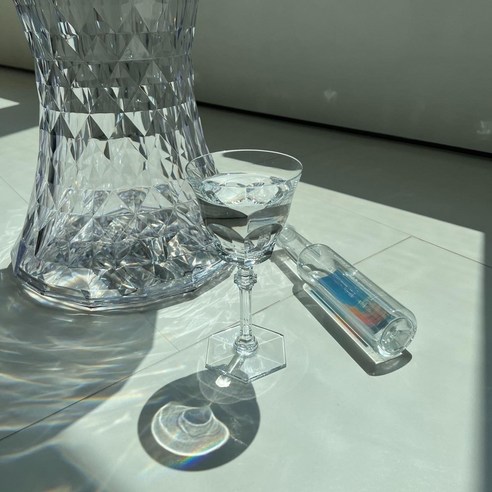 신선한 물을 즐기고 싶은 분들을 위한 프리미엄 화강암반수 래지던스 워터