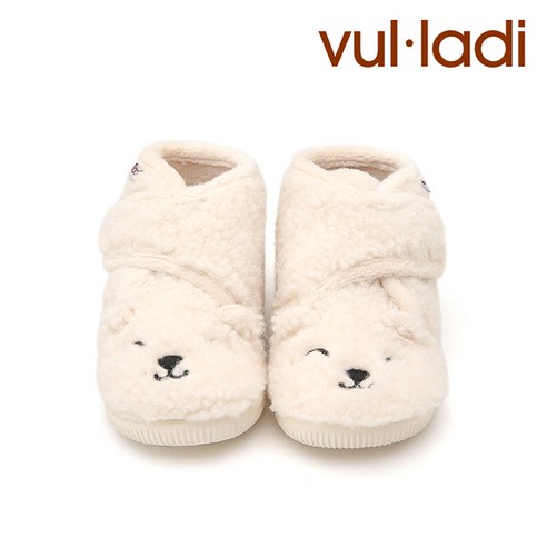 아이들의 발 건강과 스타일을 책임지는 스페인 감성 아동화