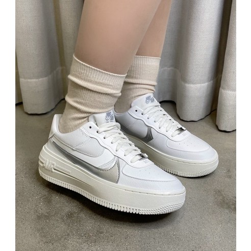 Nike Air Force 1 PLTAFORM White Silver Woman DJ9946-101