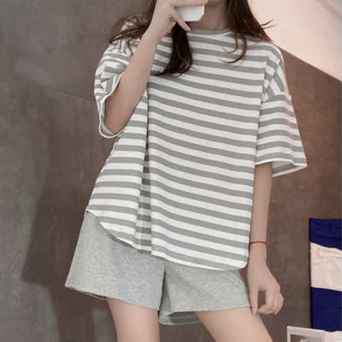 더위는 OUT, 편안함은 IN! 마켓엘리 캡내장 반팔 잠옷으로 꿀잠 예약하세요.