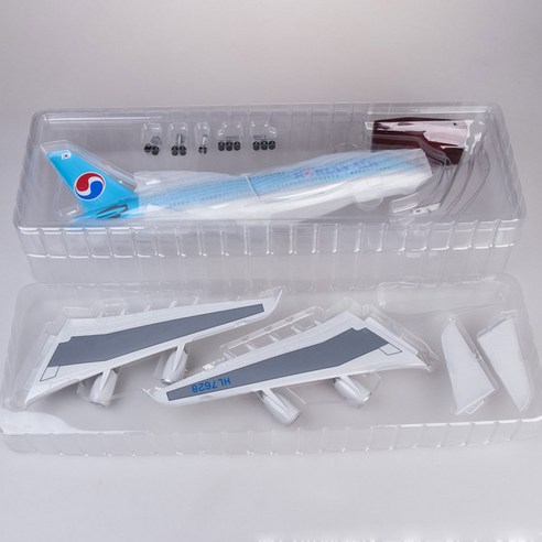 하늘을 담은 섬세한 예술, 항공기 다이캐스트 모형