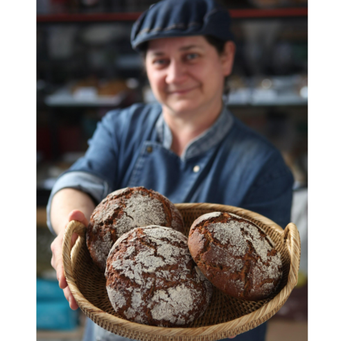 건강과 풍미를 담은 선물, 맘베이커리 100% 호밀 천연발효빵 쑤니맘베이커리