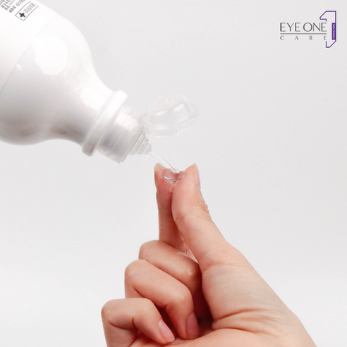 아이원케어 데이워시로 렌즈 착용 답답함 없이 촉촉하고 편안하게