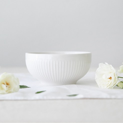 당신의 식탁에 스며드는 북유럽 감성, 오슬로 대접 D13 화이트