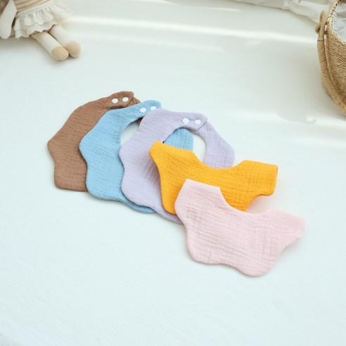 침독 걱정 끝! 사랑스러운 파스텔 자수 면 거즈 턱받이