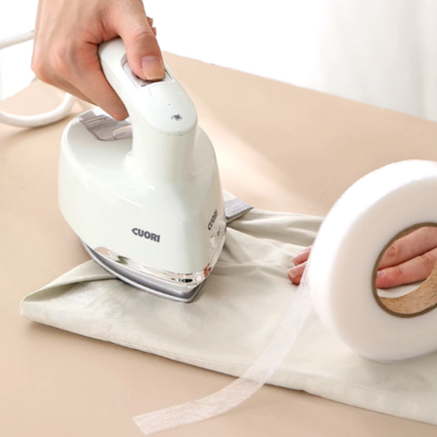 63m 셀프 수선 테이프로 시간과 비용을 절약하고 완벽한 핏을 완성하세요.