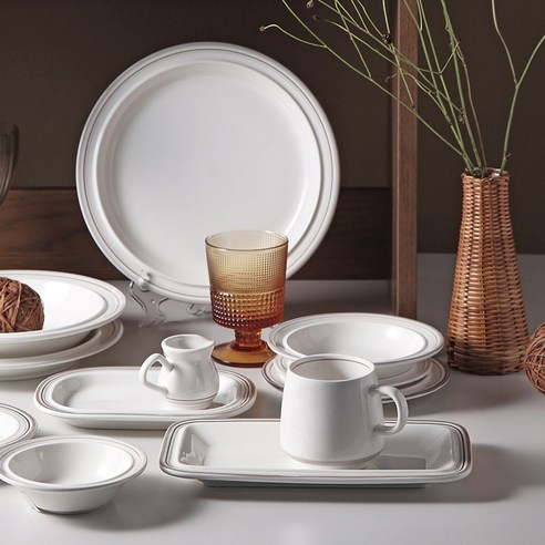 시간을 초월하는 아름다움을 식탁에, 시라쿠스 메이플 빈티지 클래식 그릇