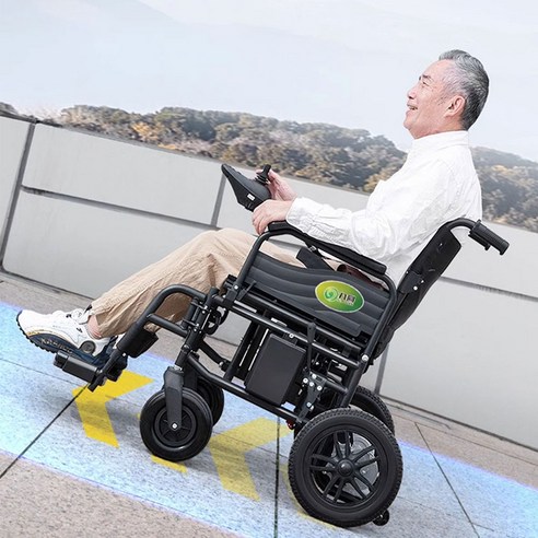 자유로운 이동의 꿈, 실버휴 전동휠체어로 현실이 되다